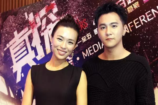 方偉傑 黃思恬 入骨私訊外泄!黃思恬:「你不要弄到我淤青」,男:「我儘量,種草莓最多」