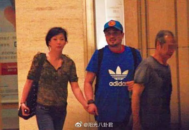 57歲楊紫瓊和73歲外國老公豪宅曝光,裝修豪華像宮殿,網友:難怪她願意嫁到外國去