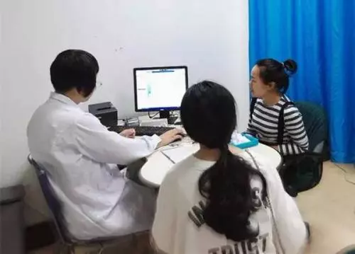34歲女子腰疼難忍確診肝癌,醫生: 常吃這種水果傷肝太傷身, 很多人都愛吃