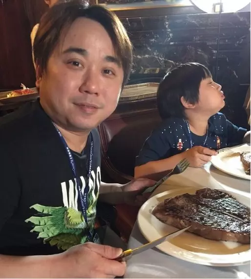小彬彬婚變投資失利!欠400萬「喝到不省人事」 兒子一句話淚崩「甩肉21公斤變型男」拚事業