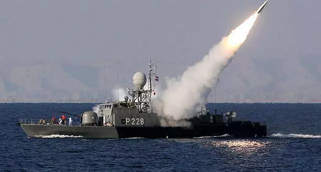 中東大國終於不再隱忍,50艘戰艦火速出擊布雷一場大戰不可避免
