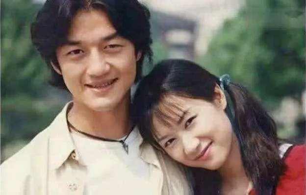 李亞鵬承認戀情,澄清女友500億身家傳聞,大方公開女友真實身份