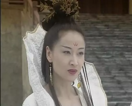 她曾是馬景濤的最愛、曾國城最想挽回的女人!當年「美艷勝過鍾麗緹」,如今55歲的她是這個模樣!