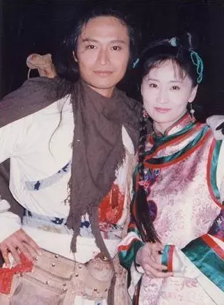 她曾是馬景濤的最愛、曾國城最想挽回的女人!當年「美艷勝過鍾麗緹」,如今55歲的她是這個模樣!