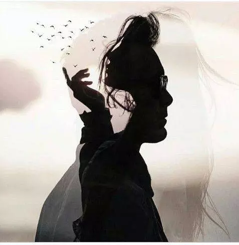 有一種深愛,明知這段感情沒有未來,卻還是不願意放棄