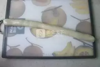 自製麻薯,一口咬下,滿滿的花生香,軟Q軟Q的,好滿足~