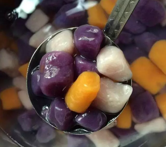 教你超簡單的芋圓做法,勁道Q彈有嚼勁,清涼消暑!