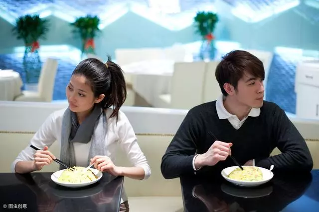男子用所有積蓄給父母買房,妻子毫不知情,婆婆:她沒賺過錢