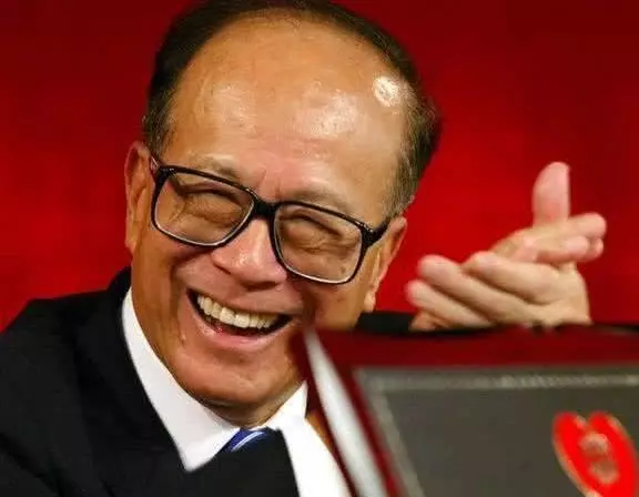 李嘉誠大膽預言:未來5年房價迎「暴風雨」,暴利時代來了