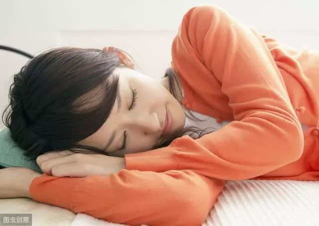 肝臟「癌變」早期,入睡時會有3個「表現」,真希望你一個沒有!