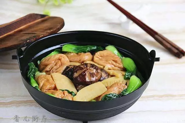 美味素食蚝油鮮筍麵筋~大家可學者煮~