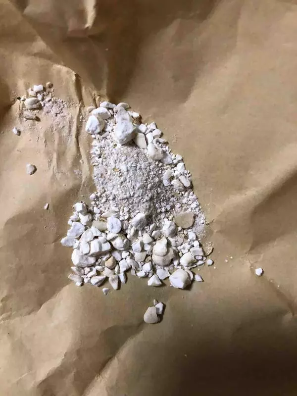 夏季一定多喝梨水,隔三差五喝,清熱去火嗓子舒服,緩解感冒少生病
