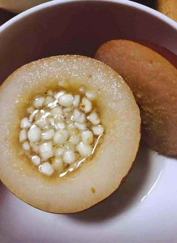夏季一定多喝梨水,隔三差五喝,清熱去火嗓子舒服,緩解感冒少生病