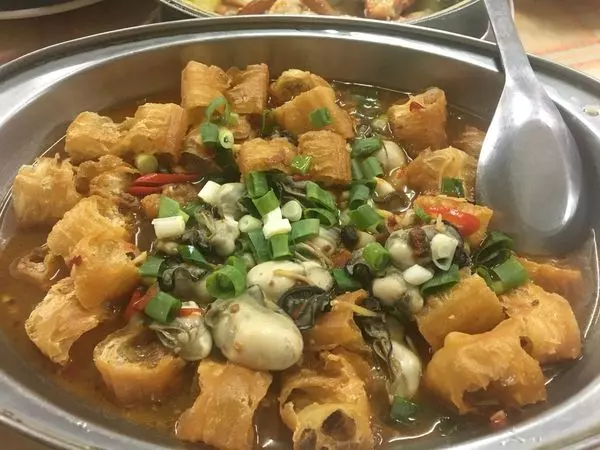 {台中北區}獅兄弟風味小酒館(英才店)CP值超高的生滾蟹黃粥必點