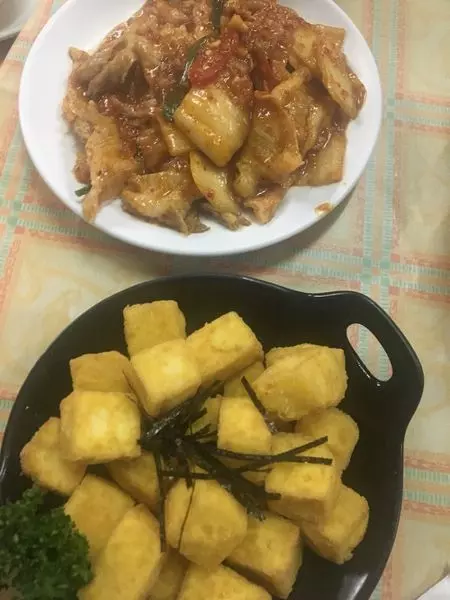 {台中北區}獅兄弟風味小酒館(英才店)CP值超高的生滾蟹黃粥必點