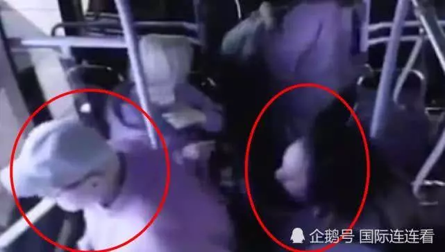老人公交車上勸女乘客做人不要太壞,竟被推下車致...(組圖)