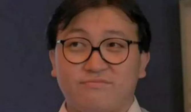 王晶為了她親自上陣,劇中的這一幕讓網友對王導有了新的認識!