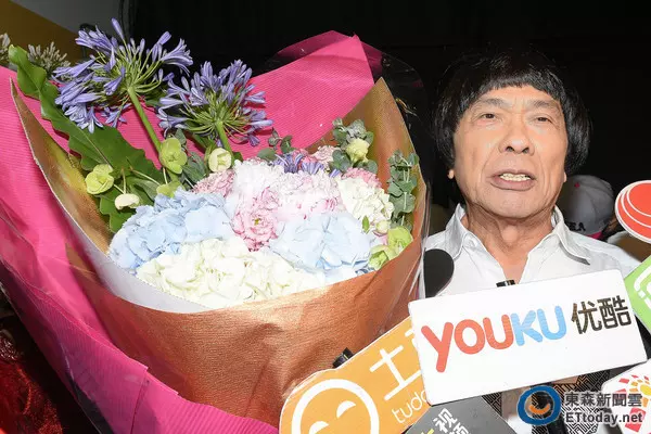 豬哥亮離世2年!謝金燕罕見PO「25年前父女合照」,意外鬆口「爸我想你了….」!