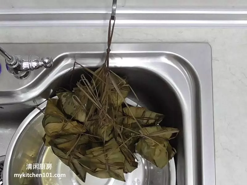 阿嫲的福建鹹肉粽