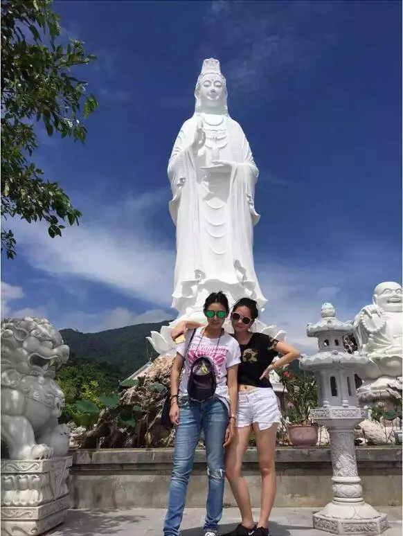 女神邱淑貞慶51歲生日,攜丈夫與三個女兒同框,人生雙贏令人羨慕