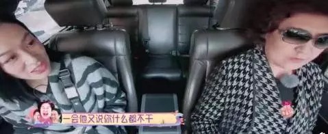 家庭地位太卑微?49歲鍾麗緹跪地為丈夫婆婆拍照,節目中屢遭數落