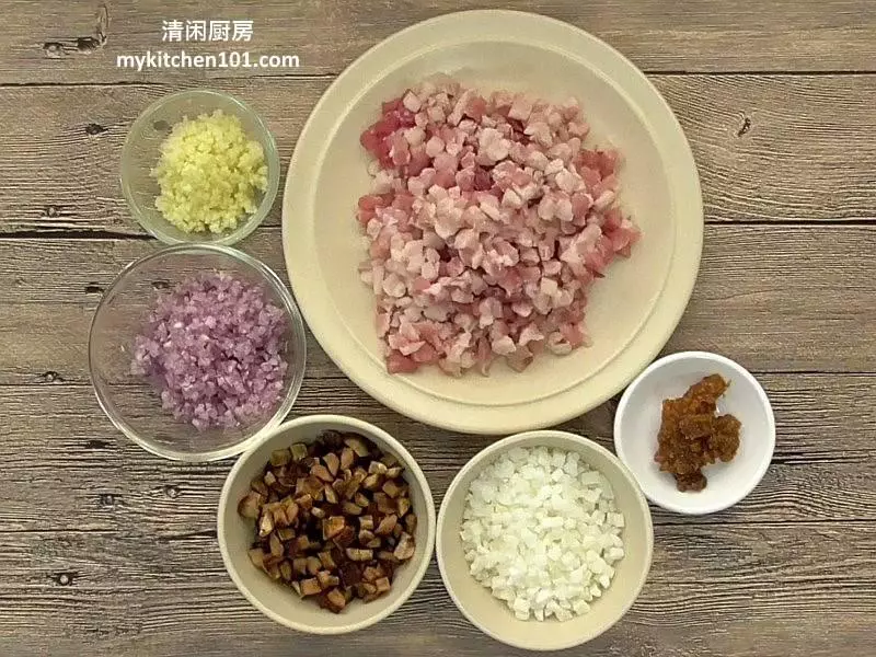 蘭花娘惹粽 和香辣叄巴蝦米(SAMBAL蝦米)鹹肉粽