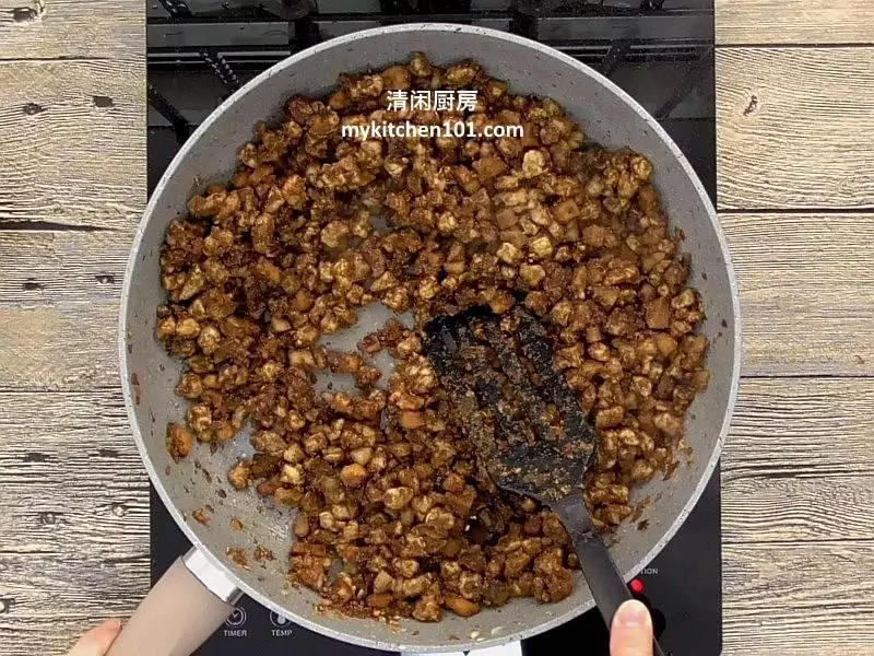 蘭花娘惹粽 和香辣叄巴蝦米(SAMBAL蝦米)鹹肉粽