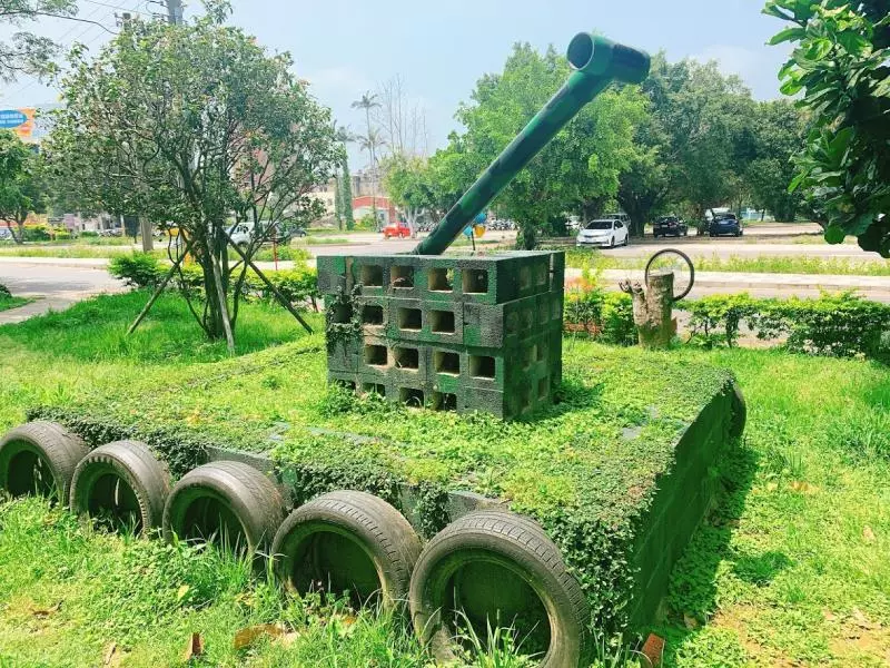 【新竹市景點】鄰近新竹科學園區熱鬧的光復路裡隱藏‧童年的秘密基地‧晴心樹屋‧飛行樹屋咖啡