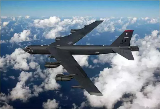 西班牙戰艦轉身逃跑,印度趁機挺進波斯灣,關鍵時刻普京出手了