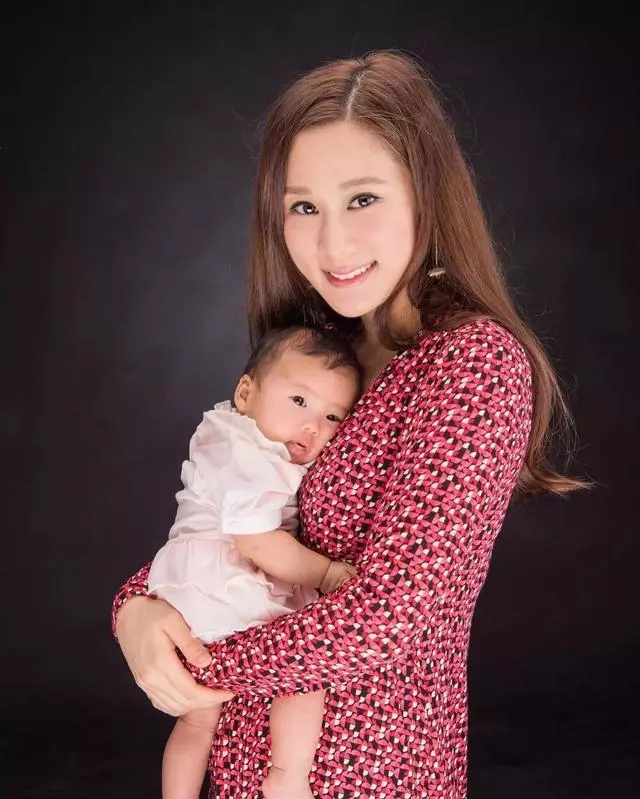 產後極速修身!36歲TVB港姐誕女四個月即拍劇:完美身形引熱議!