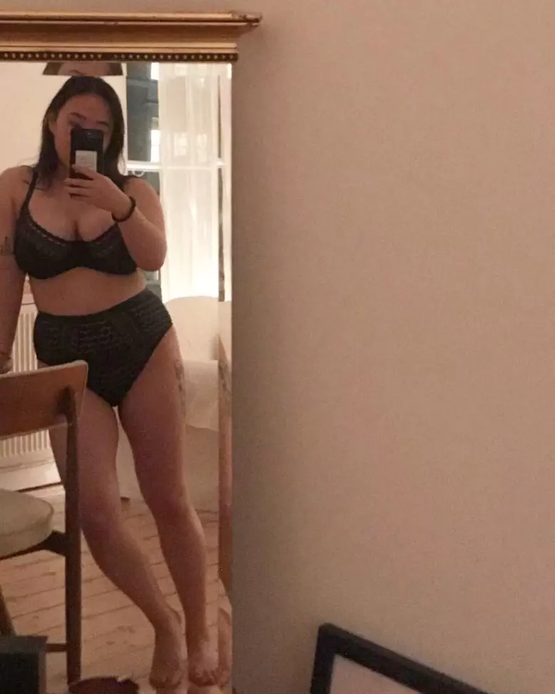 【林憶蓮女兒超辣!】21歲愛女Renee遺傳媽媽好身材,G cup震撼網民!超多性感照曝光~