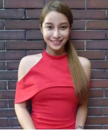 納吉兒子納茲夫丁 與印尼年輕政治人物訂婚