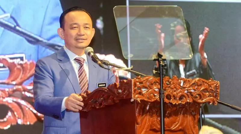 土著不諳華文拒請!鄧章欽忍不住對馬智禮開炮!網民紛拍手叫好!