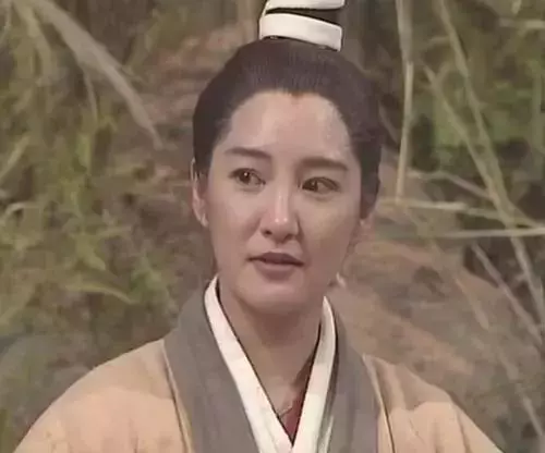米雪跟妹妹「李莫愁」合影顯年輕,她跟男友相愛26年終是有緣無份