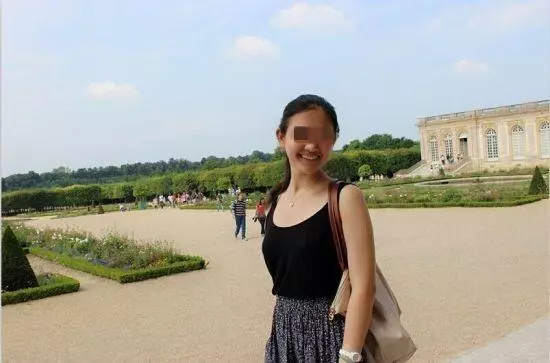 17歲女生欠債10萬,多次抵債後報警,女生:他太頻繁了!