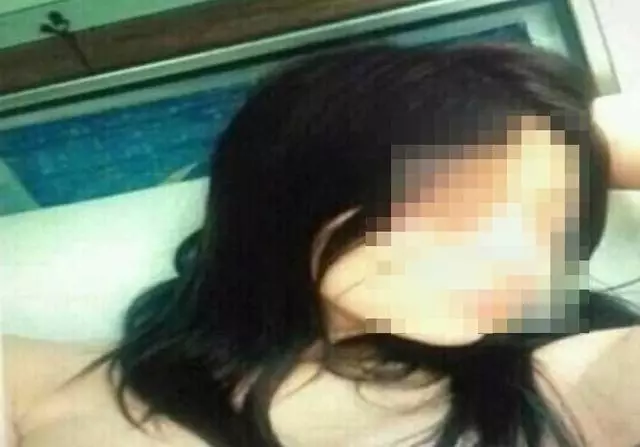 17歲女生欠債10萬,多次抵債後報警,女生:他太頻繁了!