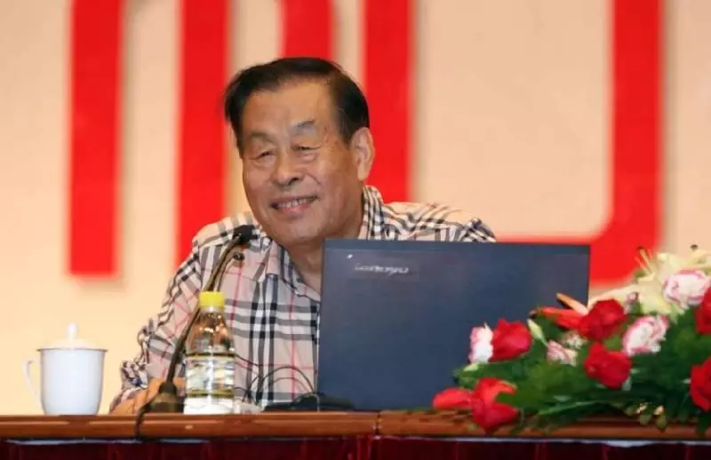 一招防止腦中風,中老年人必學