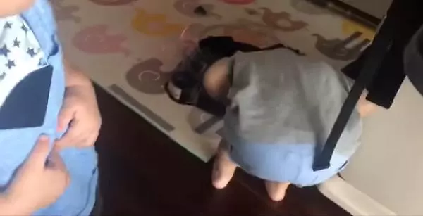 林志穎3歲雙胞胎「90度鞠躬」爭寵影片曝光!「超可愛模仿」+小奶音:些謝~