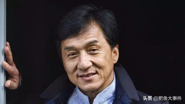 房祖名好心送祝福,不料反遭成龍訓斥,未免對兒子太過嚴苛,知道原因後很多人表示支持
