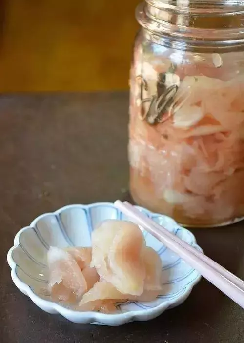 臺灣鄉下四種野菜雜草,隨處可見,比人蔘鹿茸功效好,多吃驅濕氣還能治病