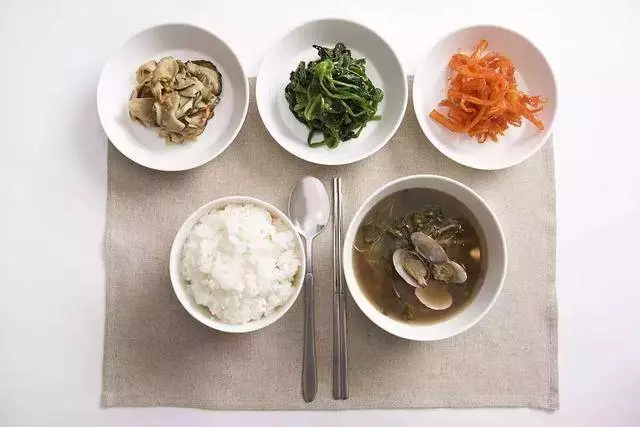 臺灣鄉下四種野菜雜草,隨處可見,比人蔘鹿茸功效好,多吃驅濕氣還能治病