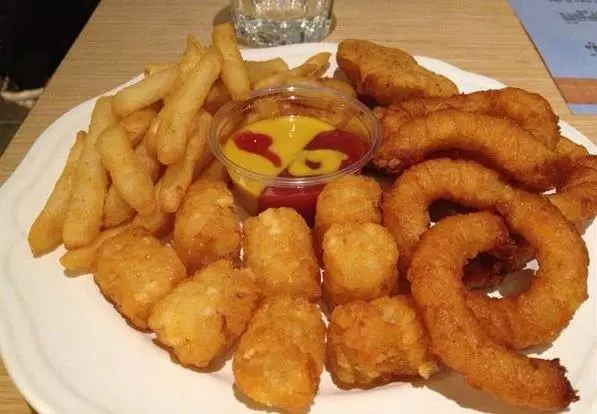餘天女兒腰痛就醫,竟已大腸癌末期!無不良習慣,為什麼會得大腸癌?外科主任:5原因千萬別忽視