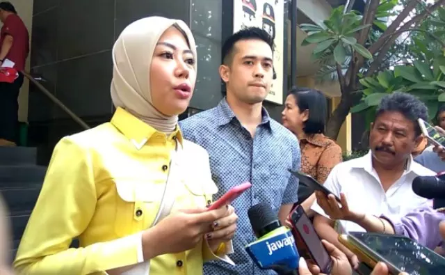 納吉兒子訂婚!曾與臺灣女星互動親密,如今未婚妻的來頭不小!