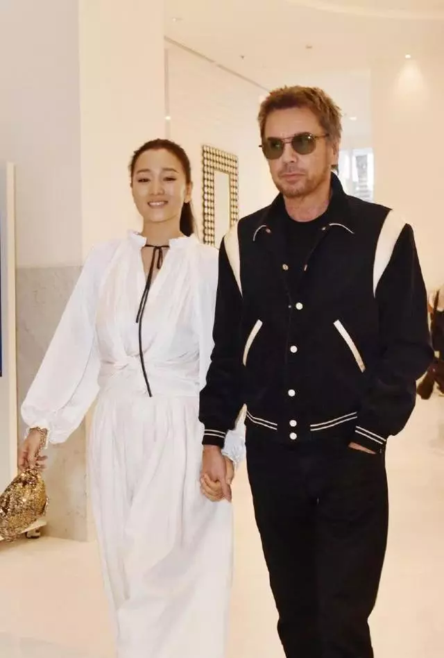 53歲鞏俐嫁給71歲法國女神收割機怎麼了?這麼A才是鞏皇!