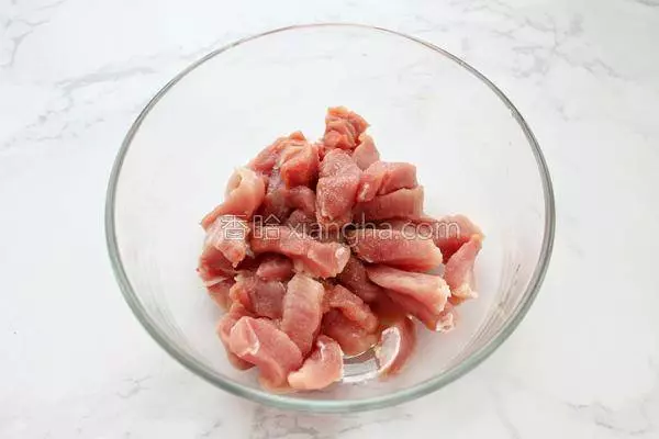 半斤豬肉2個雞蛋,教你做開胃又下飯的家常菜,比小酥肉更好吃!