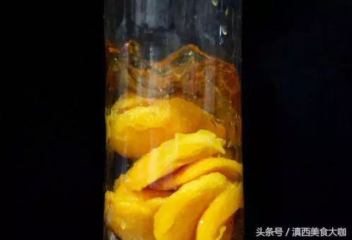 甜品-芒果千層糕,看著就很有食慾,好吃到沒朋友,快來試試吧!