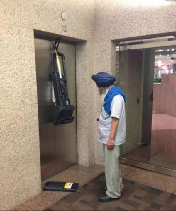 45個會讓你幸災樂禍看到很開心的「中了倒楣六合彩人」。