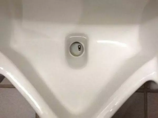 45個會讓你幸災樂禍看到很開心的「中了倒楣六合彩人」。