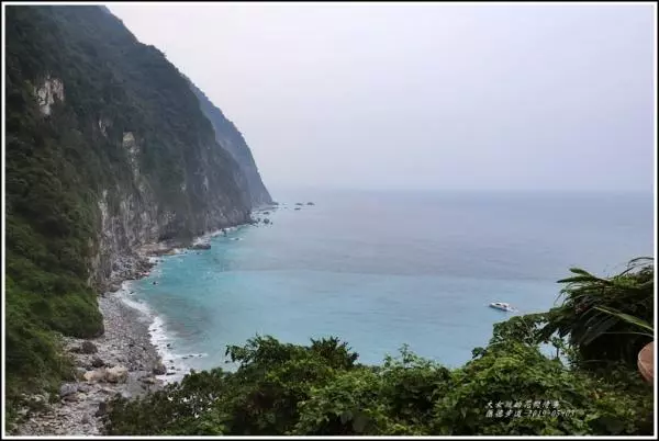 清水斷崖、匯德步道! 蘇花公路最美的路段,懸崖峭壁、山海對峙、驚險壯麗、藍色驚艷