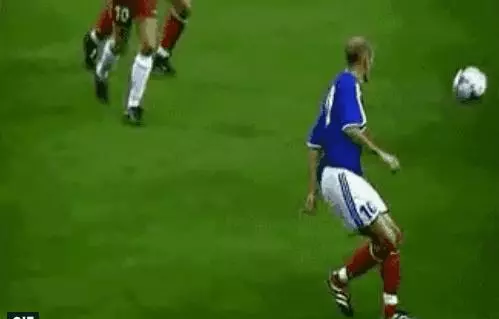 Goal評選最差一腳觸球,評論區全是盧卡庫